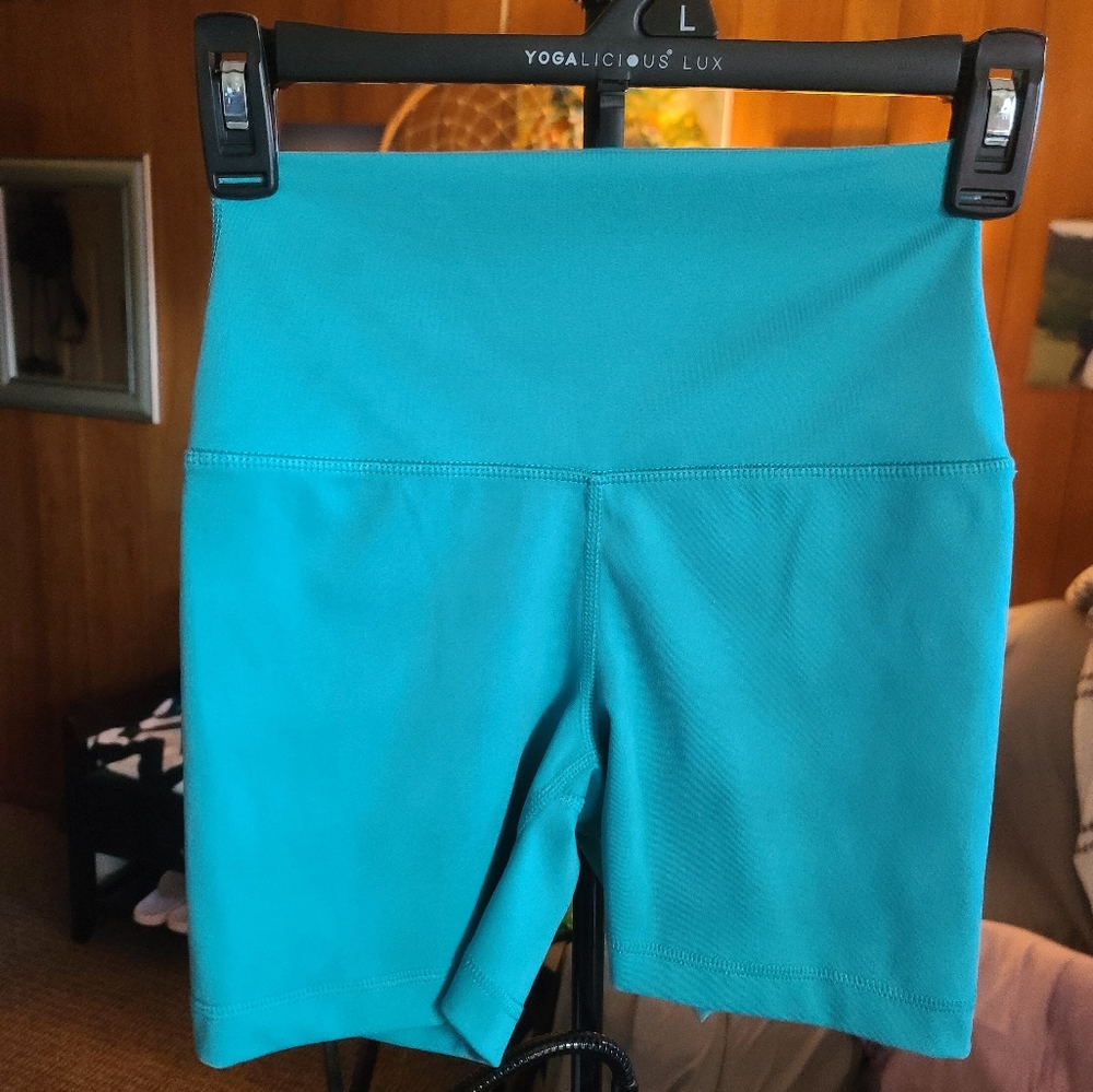 Yoga bike shorts, size small, teal